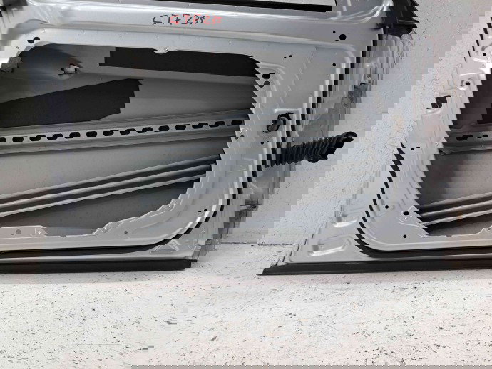 Usa stanga fata Mercedes Clasa E (W212) AMG [Fabr 2009-2016] 775 Argintiu Iridium