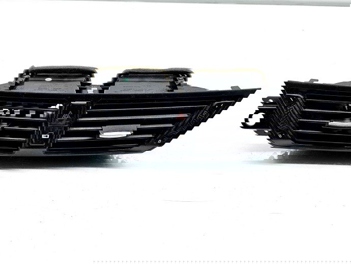   Grila aerisire centrala Bmw X1 (E84) [Fabr 2009-2015] Facelift 9258357