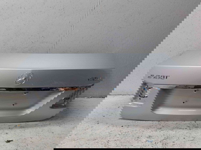 Capota portbagaj Mercedes Clasa E (W212) AMG [Fabr 2009-2016] 775 Argintiu Iridium