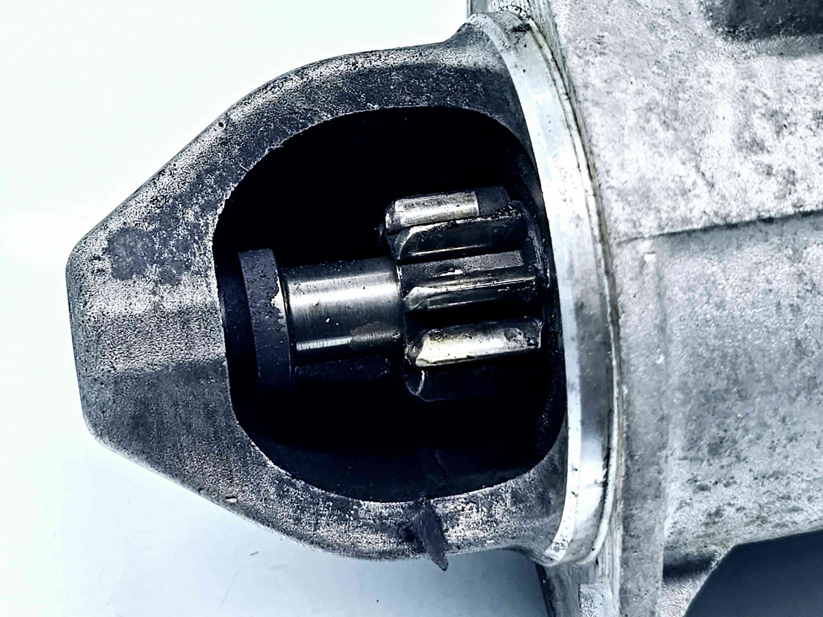 Electromotor 9 dinti Opel Astra J [Fabr 2009-2015] 55576980 1.6 Benz A16LET132KW / 180CP 1.6 Benz A16LET132KW / 180CP - imagine 4