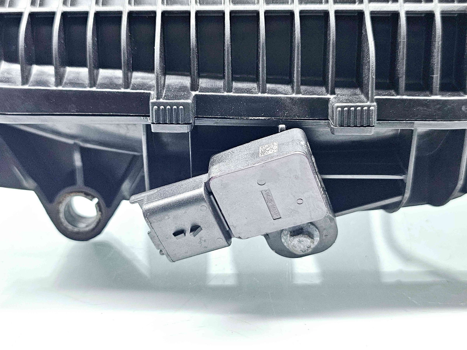 Galerie admisie Peugeot 2008 [Fabr 2013-prezent] 9673063980-03 1.2 Benz EB2 60KW / 82CP 1.2 Benz EB2 60KW / 82CP - imagine 4