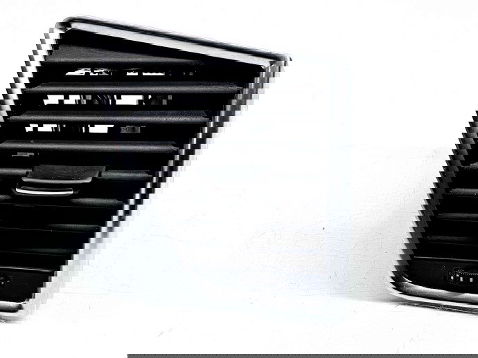   Grila aerisire dreapta Audi Q5 (8RB) [Fabr 2008-2016] S-line 8R2820902