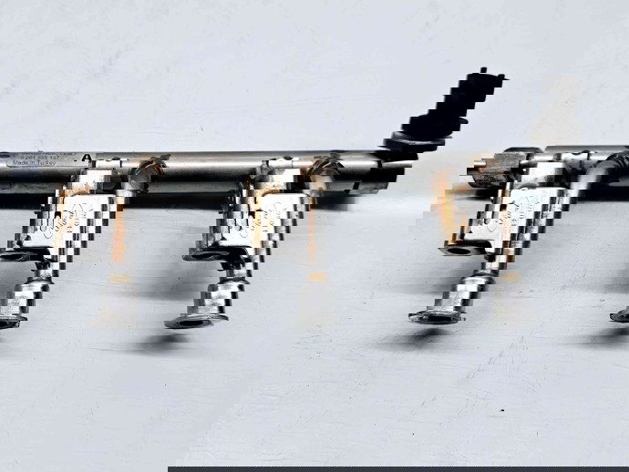 Rampa injectoare Ford C-Max 2 [Fabr 2010-2015] DM5G-9H487-AA 1.0 B MDA ECO 88KW / 120CP 1.0 B MDA ECO 88KW / 120CP