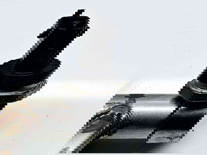 Rampa injectoare Ford C-Max 2 [Fabr 2010-2015] DM5G-9H487-AA 1.0 B MDA ECO 88KW / 120CP 1.0 B MDA ECO 88KW / 120CP