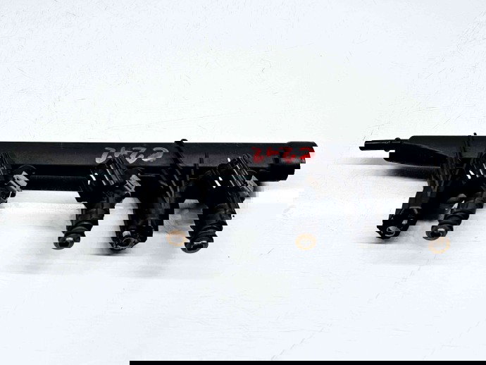 Rampa injectoare Peugeot 2008 [Fabr 2013-prezent] 9676020480 / 9676017480 1.2 Benz EB2 60KW / 82CP 1.2 Benz EB2 60KW / 82CP