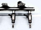 Rampa injectoare Skoda Superb II Combi (3T5) [Fabr 2009-2015] 06J133317M 1.8 TFSI CDAA 118KW / 160CP 1.8 TFSI CDAA 118KW / 160CP