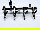 Rampa injectoare Skoda Superb II Combi (3T5) [Fabr 2009-2015] 06J133317M 1.8 TFSI CDAA 118KW / 160CP 1.8 TFSI CDAA 118KW / 160CP