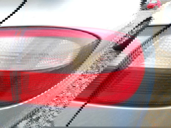 Stop dreapta aripa Renault Laguna 2 1.9 diesel OEM 2001-2007