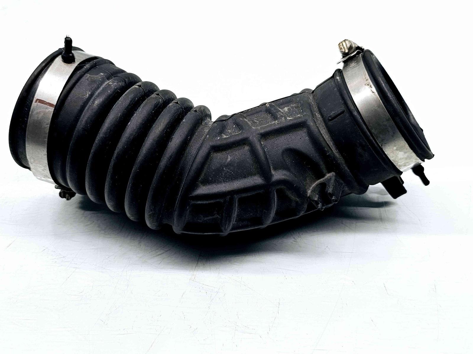 Tub admisie aer Nissan Juke [Fabr 2010-2014] Facelift OEM 1.5 DCI K9K 81KW / 110CP 1.5 DCI K9K 81KW / 110CP - imagine 2