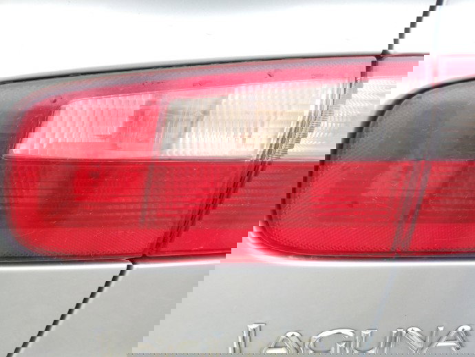 Stop dreapta haion Renault Laguna 2 1.9 diesel OEM 2001-2007