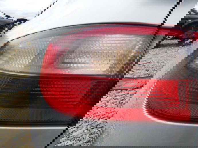 Stop stanga aripa Renault Laguna 2 1.9 diesel OEM 2001-2007