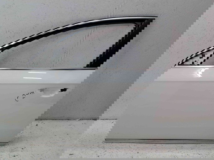 Usa stanga fata Volkswagen Passat B7 (362) [Fabr 2010-2014] LB9A