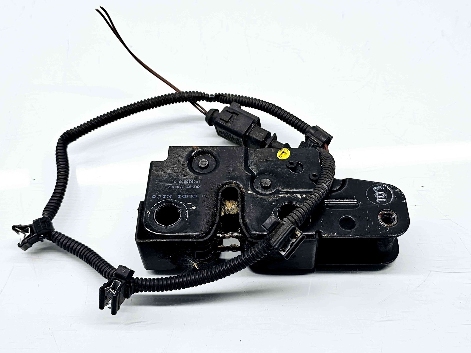 Broasca capota Seat Leon (1P1) [Fabr 2005-2011] 1P0823509B - imagine 1