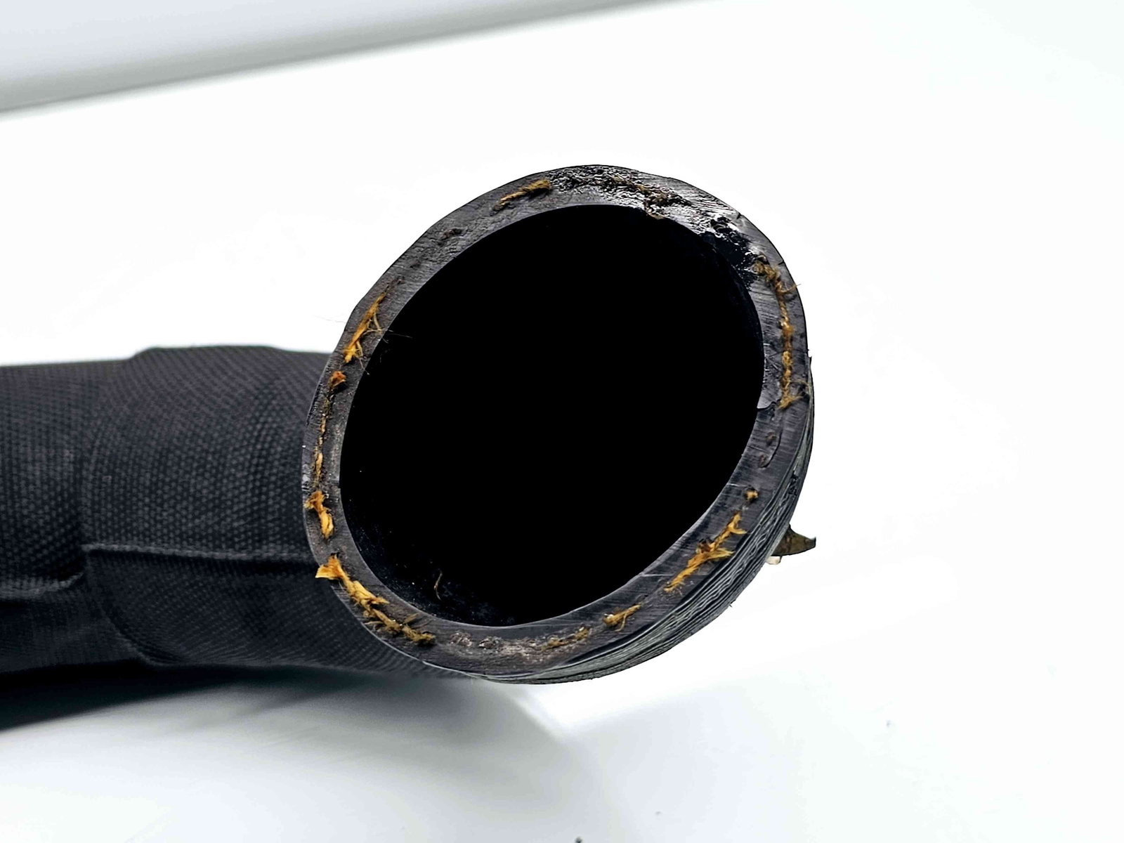 Furtun intercooler Audi Q5 (8RB) [Fabr 2008-2016] S-line 8R0145790G 2.0 TDI CGLB 125KW / 170CP 2.0 TDI CGLB 125KW / 170CP - imagine 2