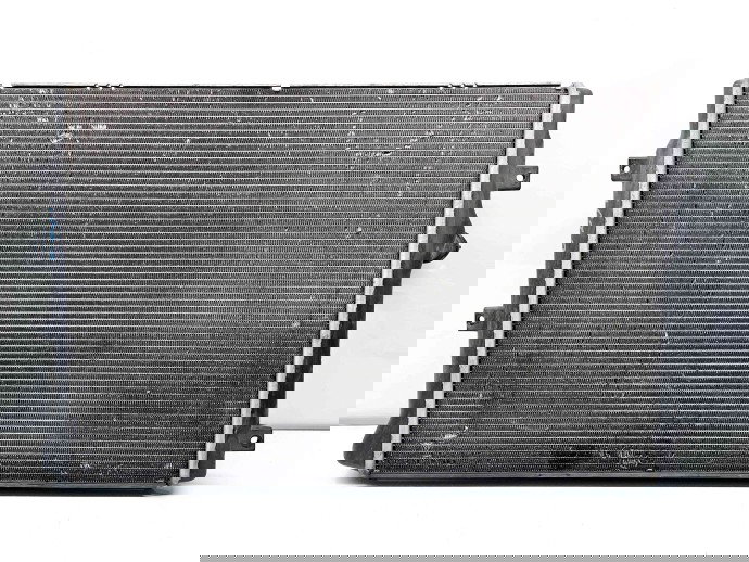 Radiator apa Audi A3 Sportback (8PA) [Fabr 2004-2013] Facelift OEM 1.6 TDI CAYC 77KW / 105CP 1.6 TDI CAYC 77KW / 105CP