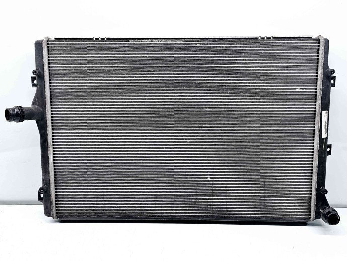 Radiator apa Skoda Octavia 2 (1Z3) [Fabr 2004-2013] Facelift 1K0121251DD 1.6 TDI CAYC 77KW / 105CP 1.6 TDI CAYC 77KW / 105CP