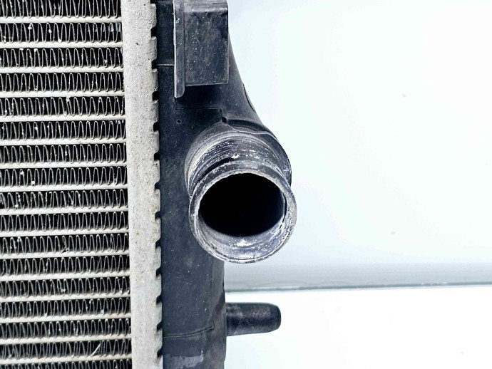 Radiator apa Peugeot 2008 [Fabr 2013-prezent] 9684522780 1.2 Benz EB2 60KW / 82CP 1.2 Benz EB2 60KW / 82CP