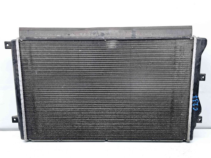Radiator apa Skoda Superb II Combi (3T5) [Fabr 2009-2015] 5K0121251F 1.8 TFSI CDAA 118KW / 160CP 1.8 TFSI CDAA 118KW / 160CP