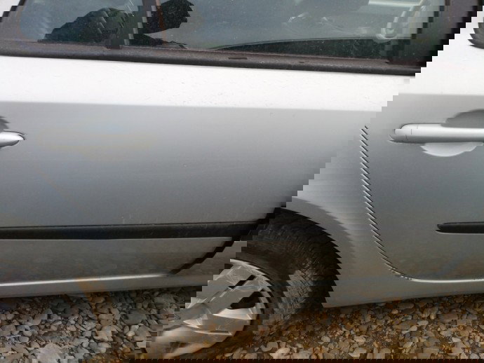 Usa dreapta spate Renault Laguna 2 1.9 diesel OEM 2001-2007