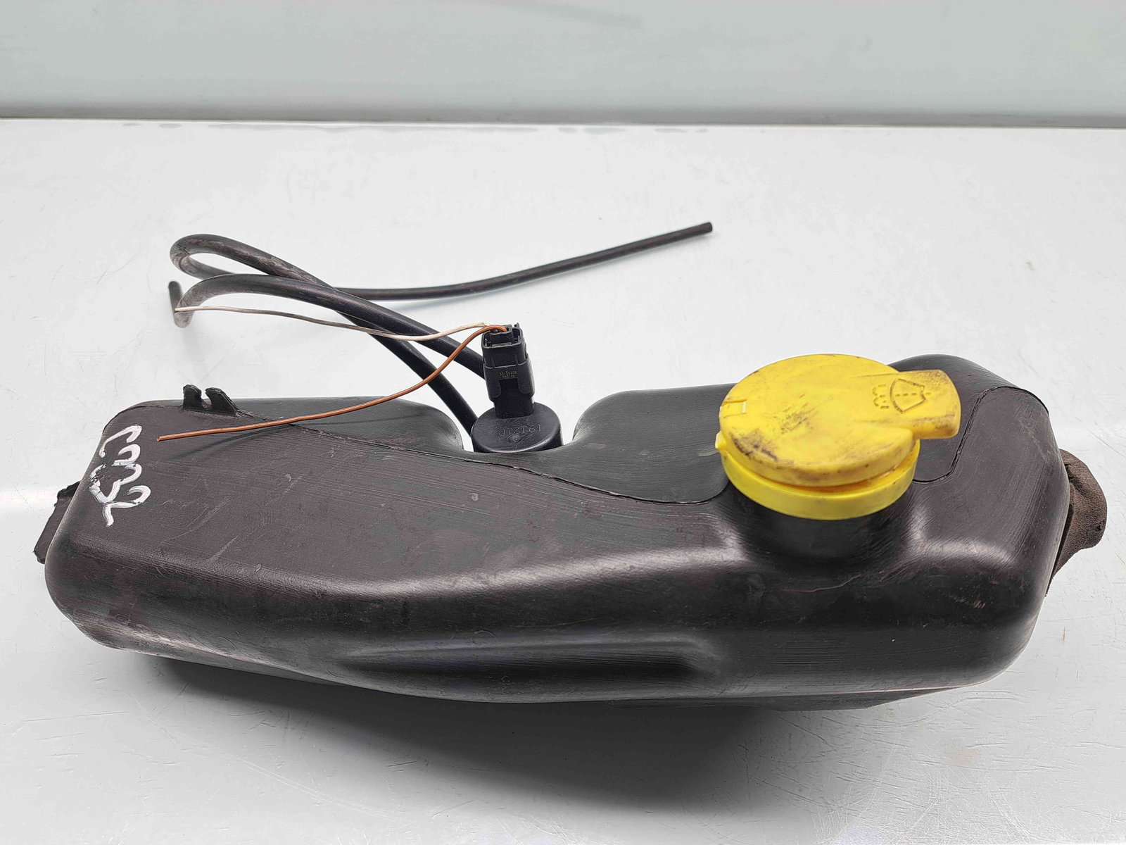 Vas lichid parbriz Dacia Duster 2 [Fabr 2017-2023] 289104897R - imagine 1