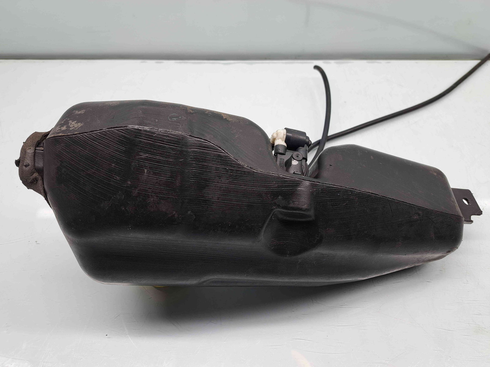 Vas lichid parbriz Dacia Duster 2 [Fabr 2017-2023] 289104897R - imagine 2