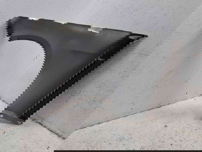 Aripa stanga  fata Mercedes Clasa E (W212) AMG [Fabr 2009-2016] 775 Argintiu Iridium