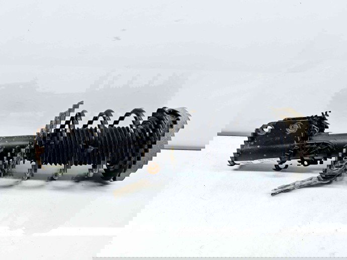 Amortizor stanga fata Mercedes Clasa GLK (X204) [Fabr 2008-prezent] 2043204538 3.0 CDI 642961 165KW / 225CP 3.0 CDI 642961 165KW / 225CP