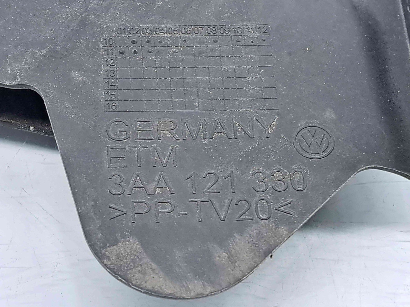 Deflector aer Volkswagen Passat B7 (362) [Fabr 2010-2014] 3AA121330 - imagine 3