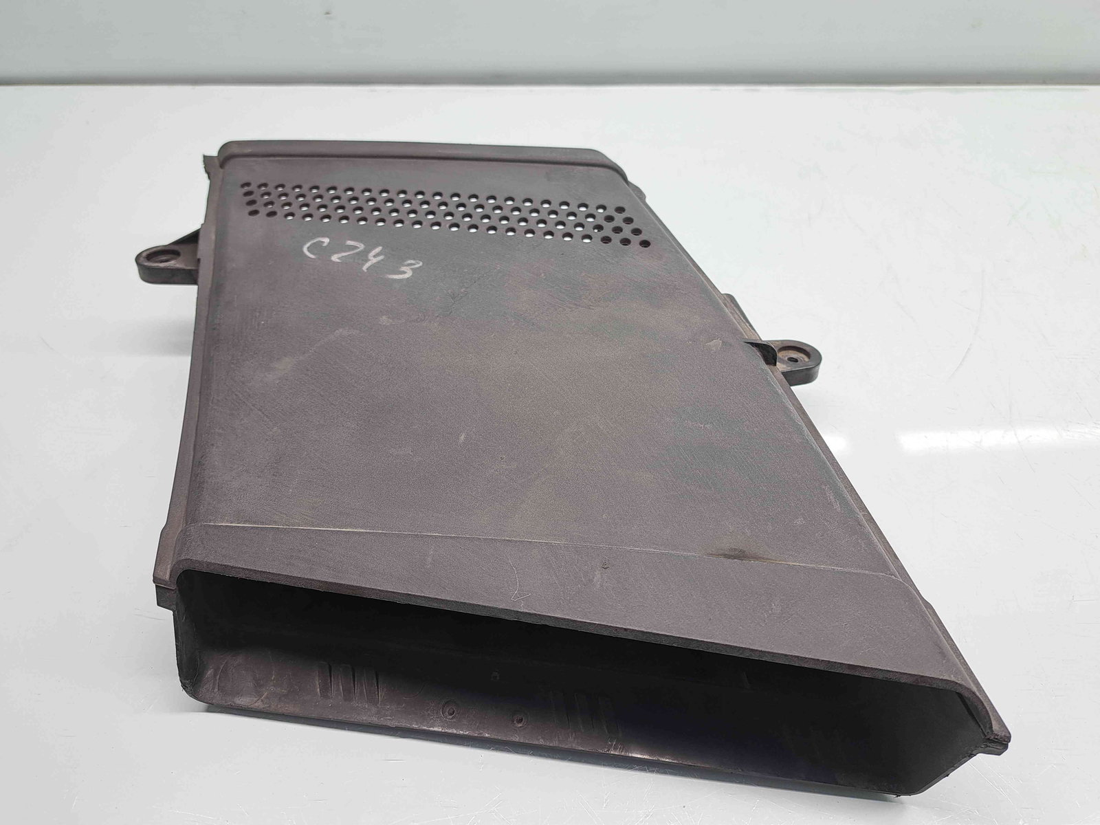 Deflector aer Audi Q5 (8RB) [Fabr 2008-2016] S-line 8R0129618F - imagine 1