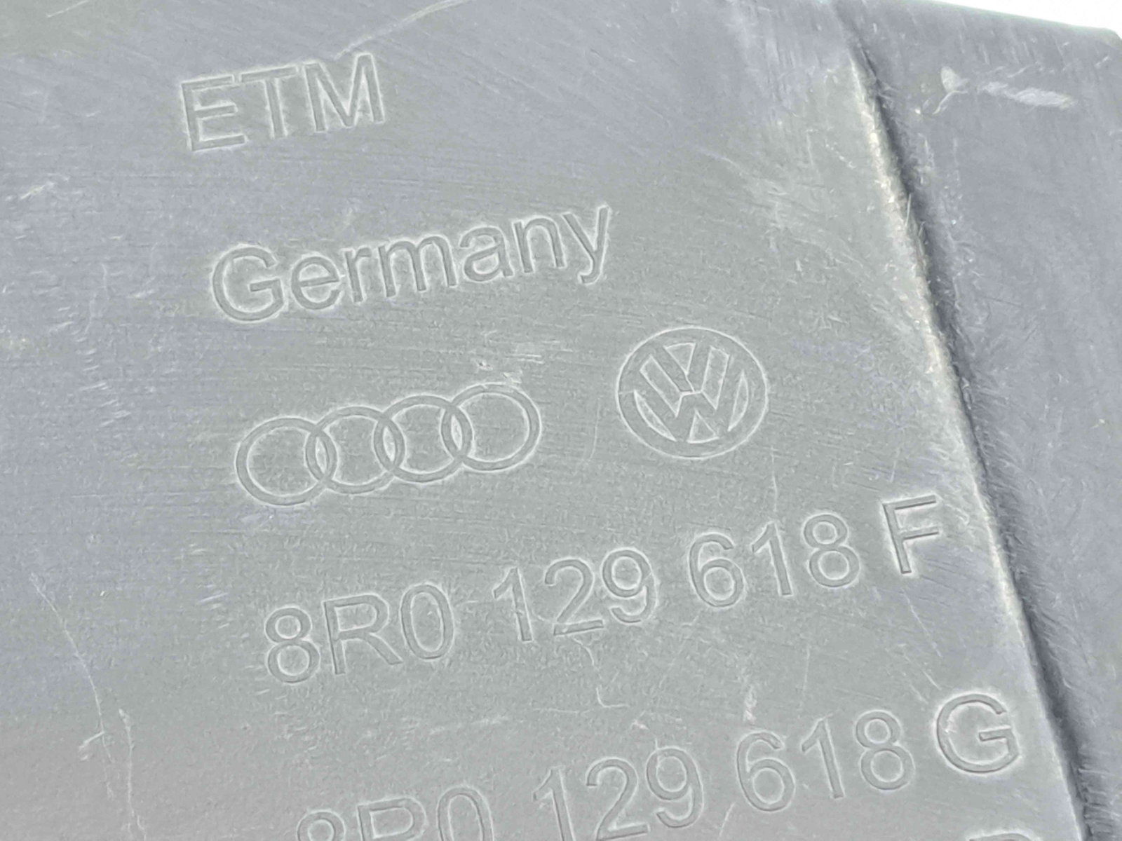 Deflector aer Audi Q5 (8RB) [Fabr 2008-2016] S-line 8R0129618F - imagine 3