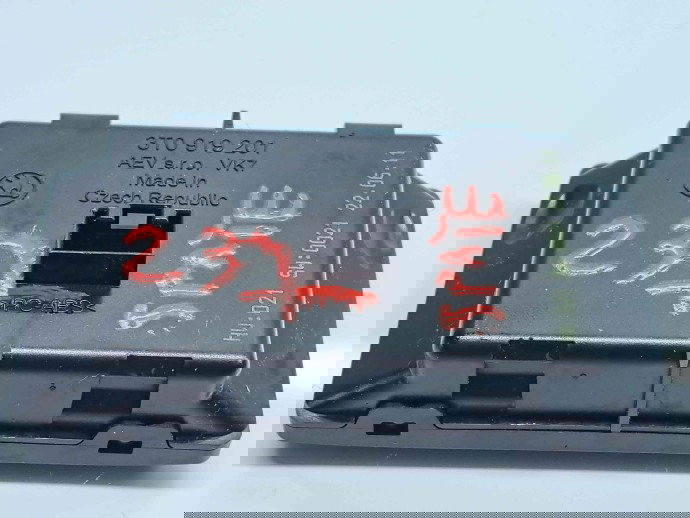   Display bord Skoda Superb II Combi (3T5) [Fabr 2009-2015] 3T0919201