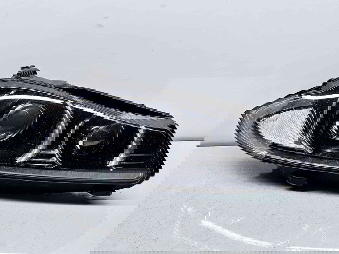   Far dreapta Jaguar XF (X250) [Fabr 2008-2015] Facelift VPCX2X-13W029-EH