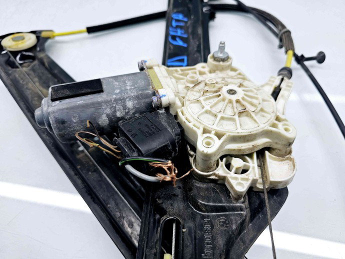 Macara electrica geam dreapta fata Bmw X6 (E71, E72) [Fabr 2007-2014] 7267664
