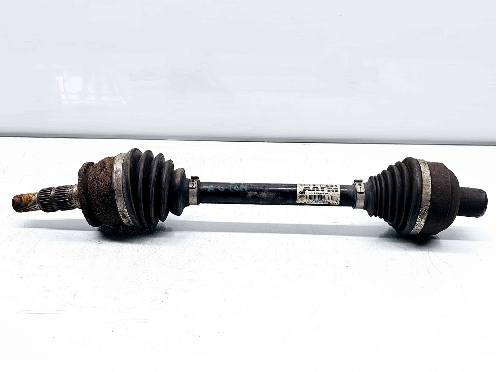 Planetara dreapta fata Opel Astra J [Fabr 2009-2015] 13335136 1.6 Benz A16LET 132KW / 180CP 1.6 Benz A16LET 132KW / 180CP - imagine 1