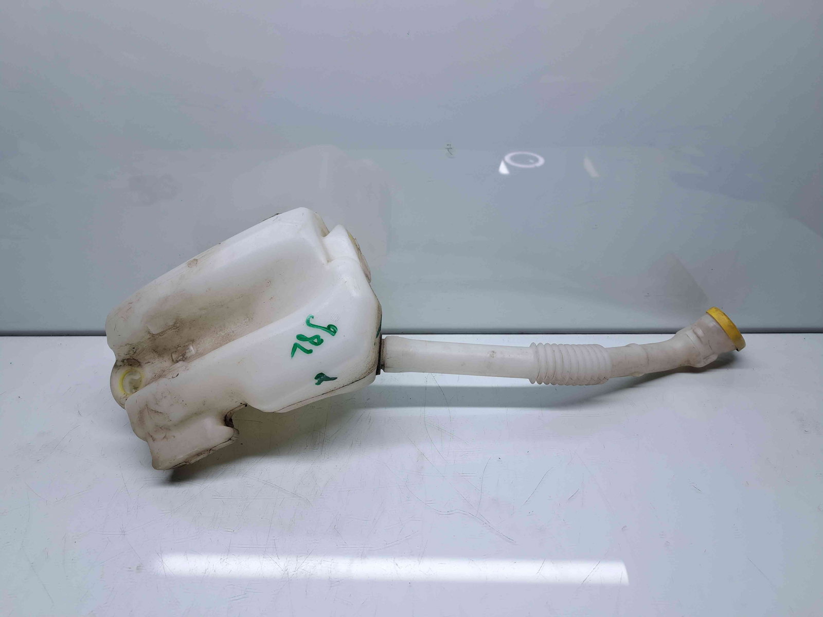 Vas lichid parbriz Renault Scenic 1 [Fabr 1999-2003] 8200104706C - imagine 3