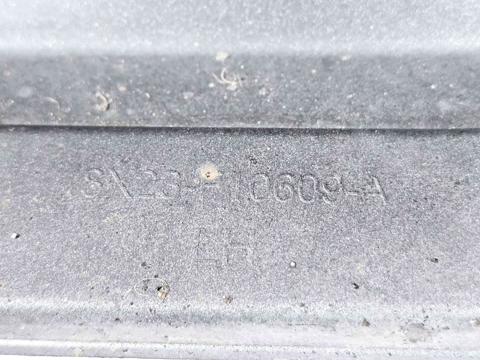 Prag lateral stanga Jaguar XF (X250) [Fabr 2008-2015] Facelift Lunar Grey-JBC2028 - imagine 5