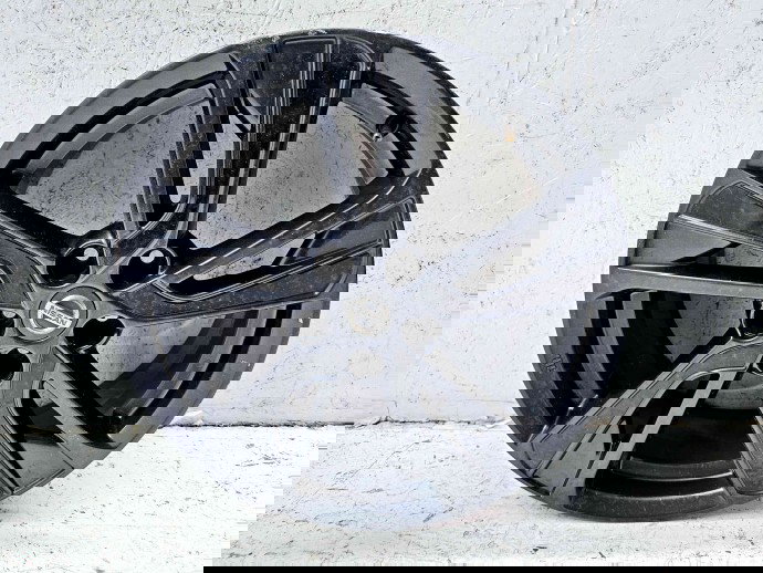 Janta aliaj Nissan Juke [Fabr 2010-2014] Facelift 5X114,3 | R18 | 7J | ET47