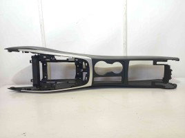 Consola centrala Audi A5 2.7 CAMA OEM 2007-2015