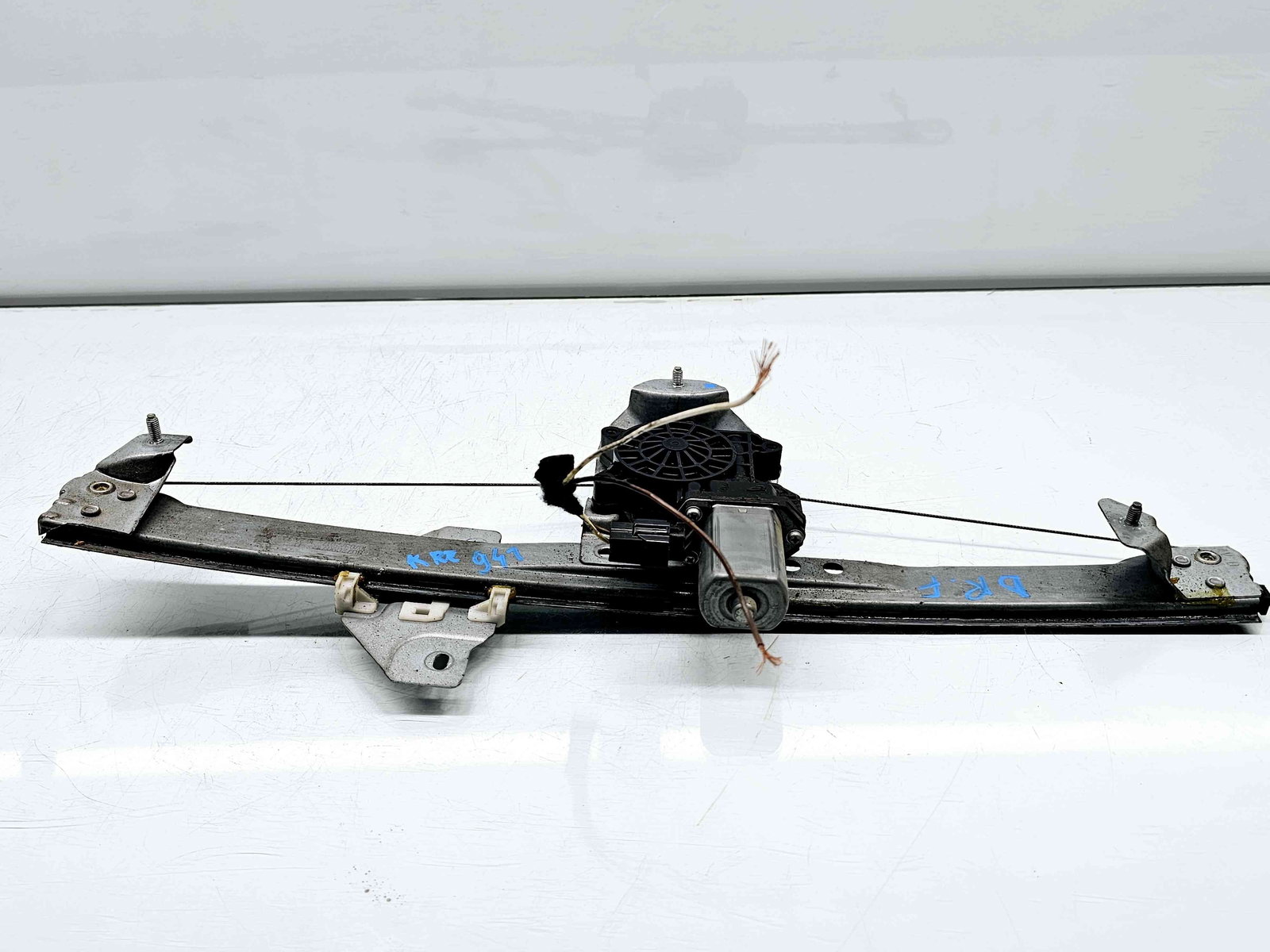 Macara electrica geam dreapta fata Dacia Lodgy [Fabr 2012-prezent] 807209071R - imagine 1