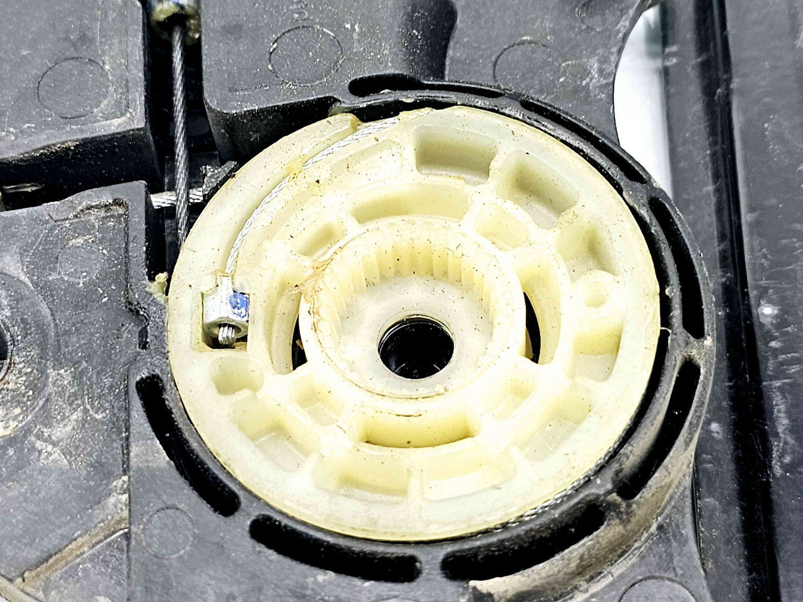 Macara electrica geam dreapta fata Volkswagen Caddy IV Van (SAA, SAH) [Fabr 2015-2024] 2K5837462 - imagine 4