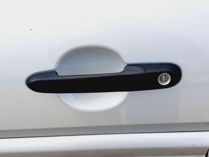 Maner usa stanga fata Hyundai Accent 3 (MC) [Fabr 2005-2008] OEM