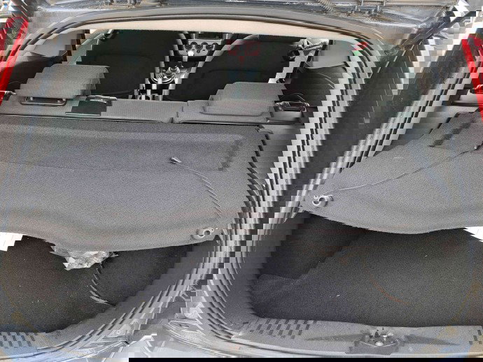   Polita portbagaj Ford Fiesta 5 [Fabr 2001-2010] OEM