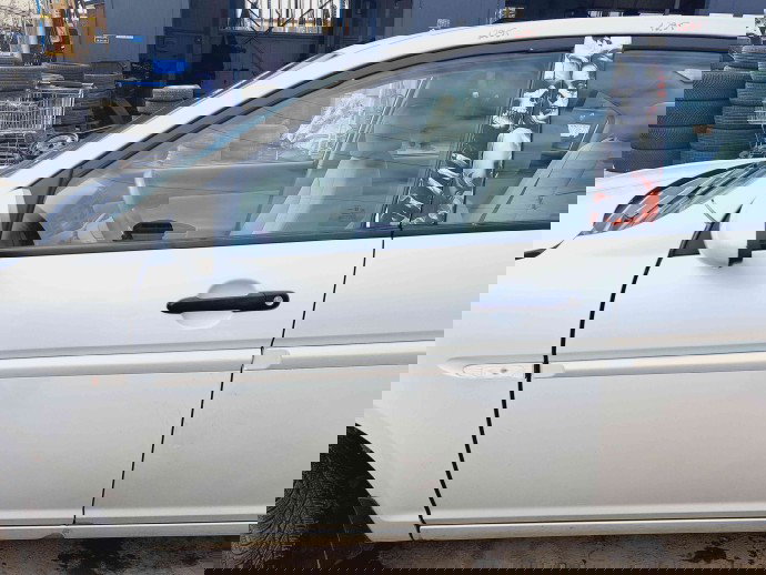 Usa stanga fata Hyundai Accent 3 (MC) [Fabr 2005-2008] SPACE SILVER 5S