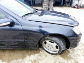 Aripa dreapta fata Mercedes Clasa C (W204) [Fabr 2000-2007] 189 NEGRU SMARALD