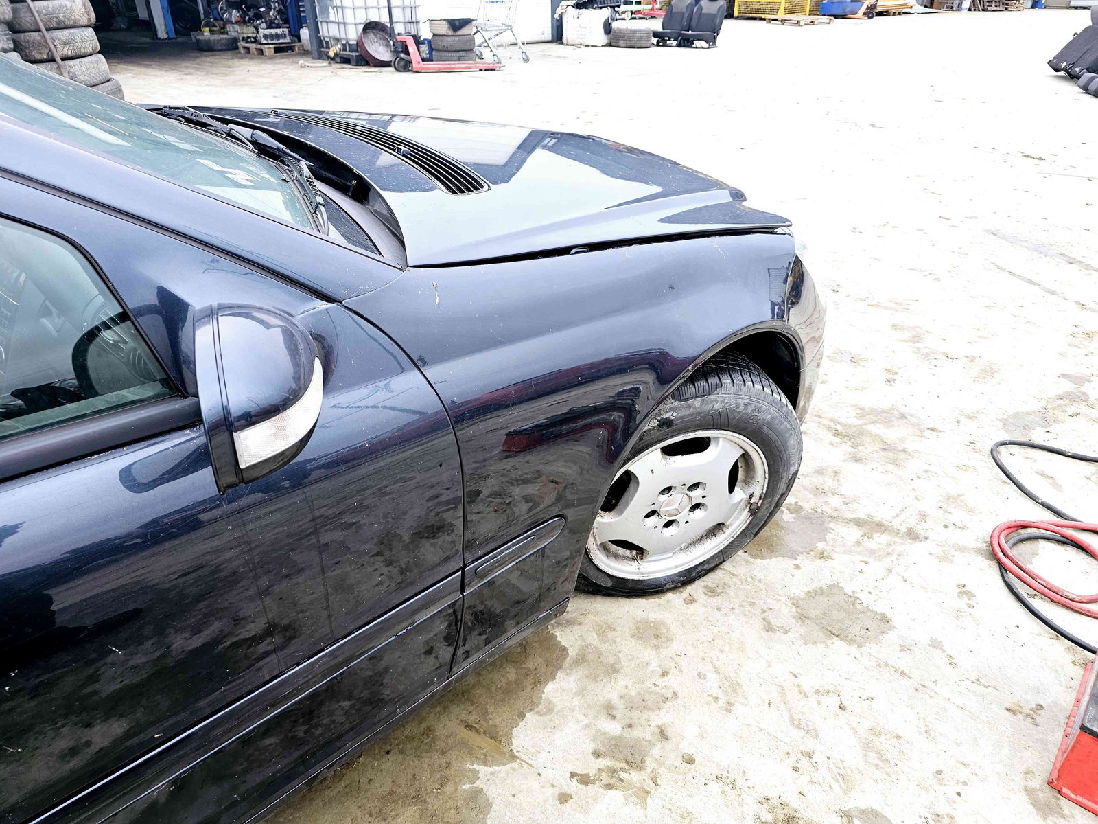 Aripa dreapta fata Mercedes Clasa C (W204) [Fabr 2000-2007] 189 NEGRU SMARALD - imagine 2