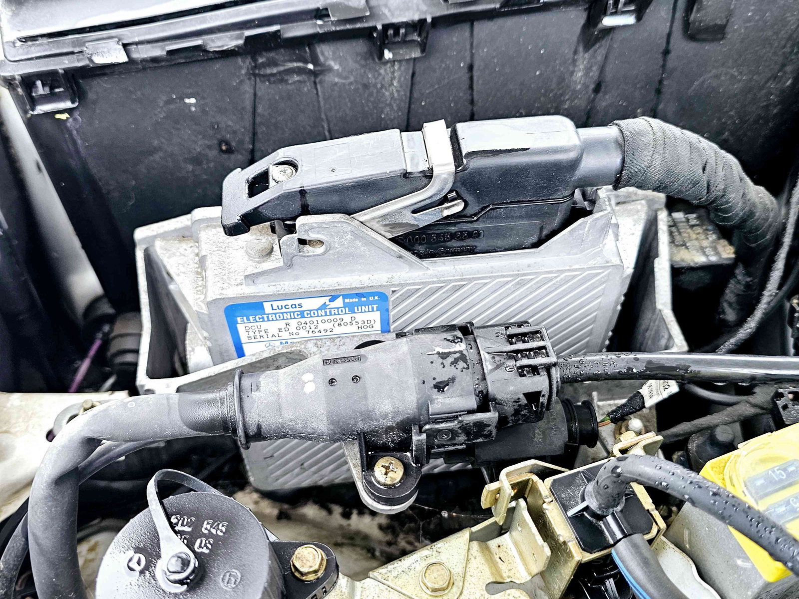 Calculator motor ECU Mercedes Clasa C (W202) [Fabr 1993-2000] A0165457632 2.2 02014861 70KW / 95CP 2.2 02014861 70KW / 95CP - imagine 1