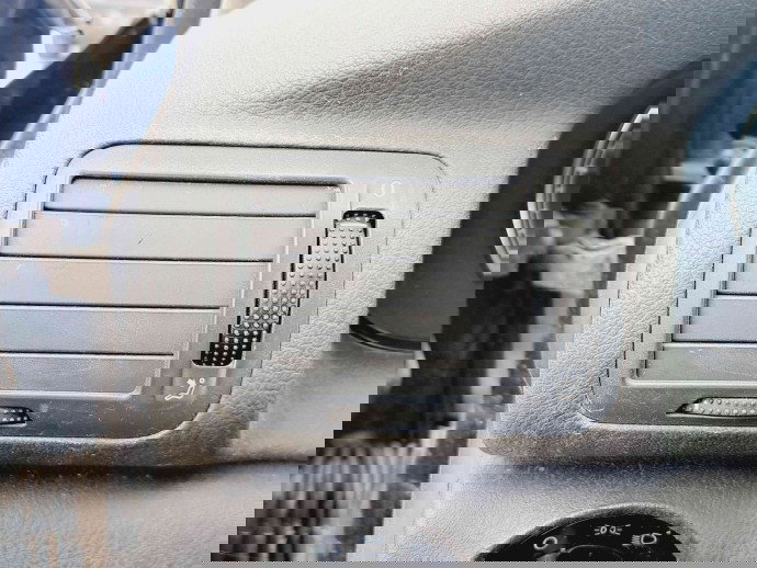   Grila aerisire stanga Volkswagen Passat B5.5 (3B6) Variant [Fabr 2001-2005] OEM