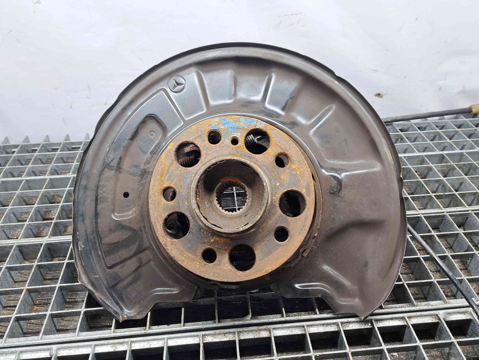 Fuzeta spate stanga Mercedes Clasa C (W204) [Fabr 2007-2014] OEM 3.0 CDI 642830 3.0 CDI 642830 165KW / 224CP - imagine 1