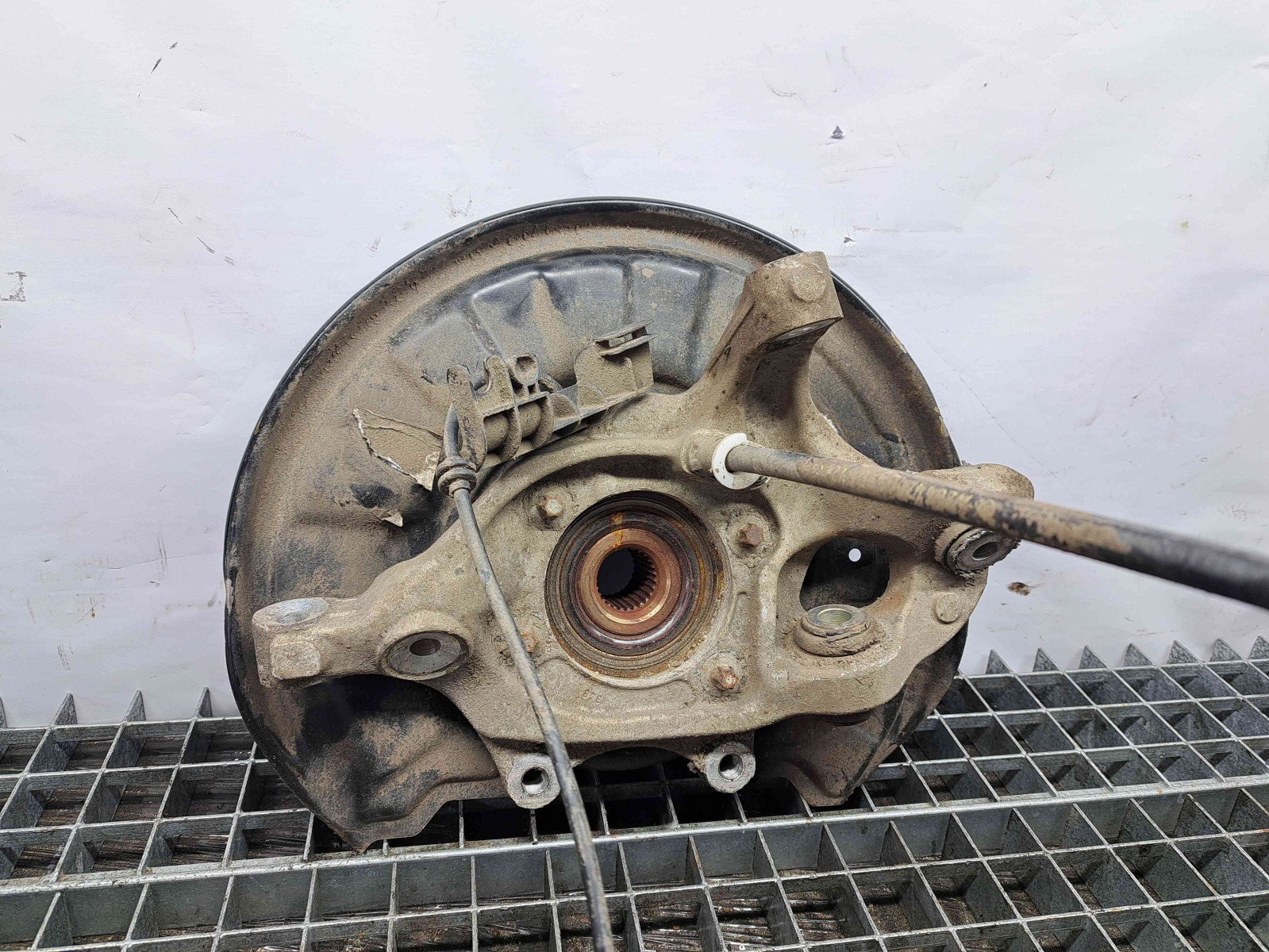 Fuzeta spate stanga Mercedes Clasa C (W204) [Fabr 2007-2014] OEM 3.0 CDI 642830 3.0 CDI 642830 165KW / 224CP - imagine 3