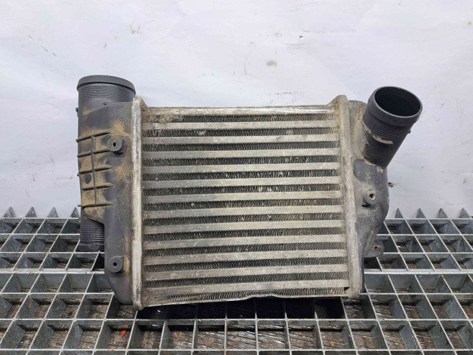 Radiator intercooler Audi A6 (4F2, C6) [Fabr 2004-2010] OEM 2.7 TDI BPP 2.6 TDI BPP 132KW / 180CP